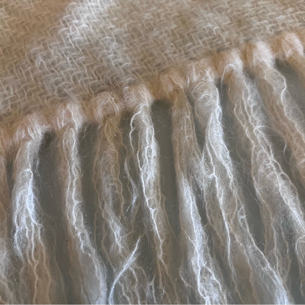 Vintage Wool SCRAF | Cream Wool Triangle Fringe Scarf/Shawl Boho Cozy fall SCRAF - Picture 8 of 8